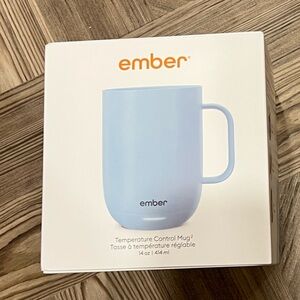 *NEW* Ember Temperature Control Mug2 in Light Blue